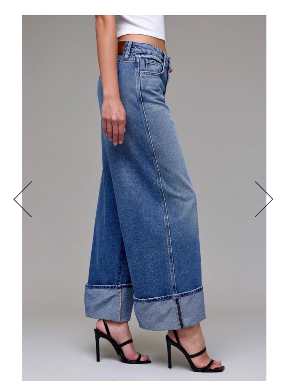 Hidden High-Rise Wide Leg Cuffed Jeans in Blue